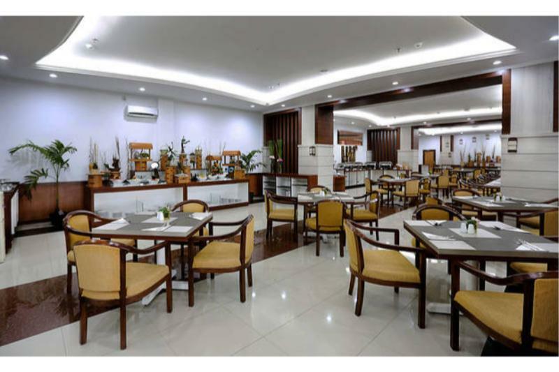 Grand Asrilia Hotel Бандунг Экстерьер фото